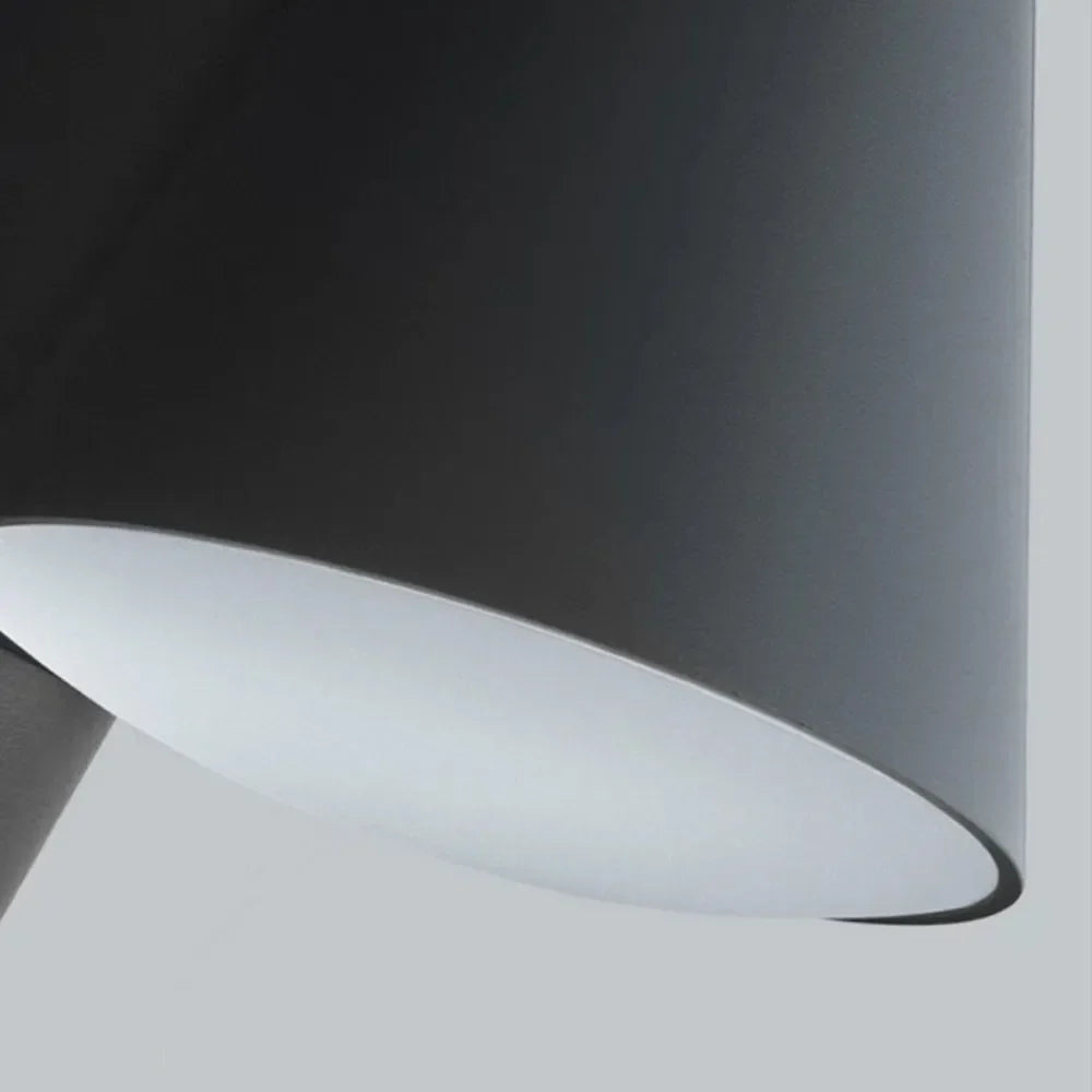 Outdoor Pathway Light - Black Metal