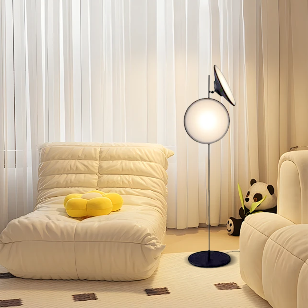 Modern Floor Lamp - Black Metal Trumpet